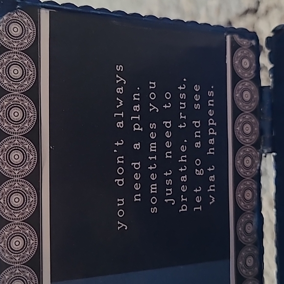 FINAL PRICE BUNDLE HALLMARK KEEPSAKE 2017, REALLY CUTE BOX WITH 2 ORNIMENTS - Picture 7 of 16